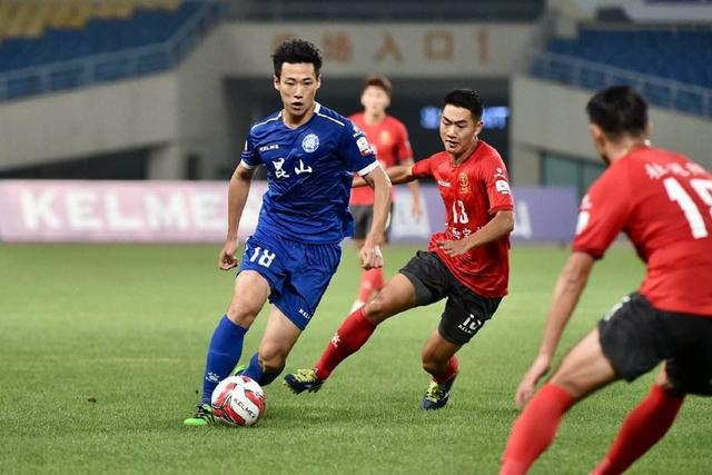 格林26+11火箭力克骑士5连胜 鹈鹕大胜开拓者